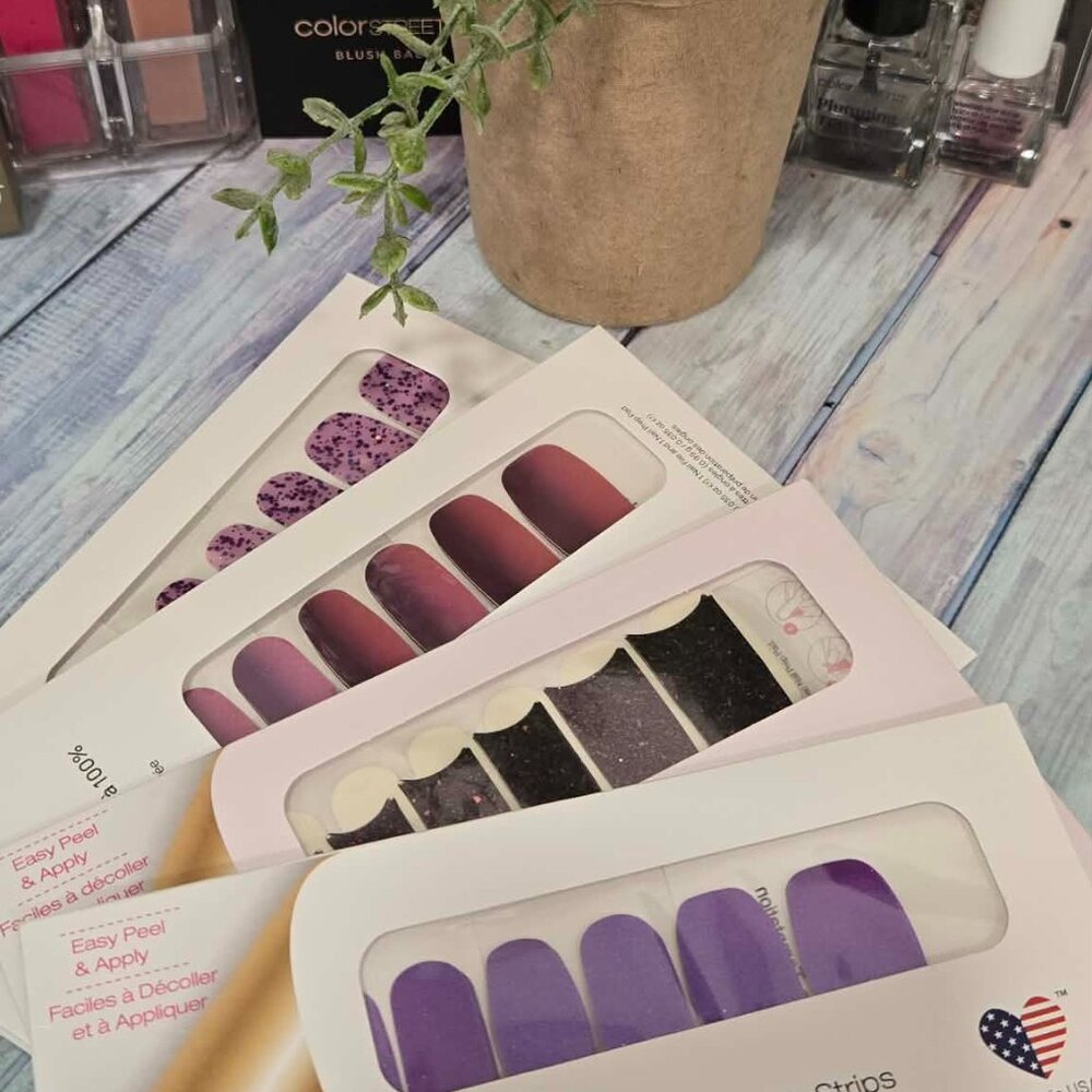 Color Street Purple Press On Nail Design